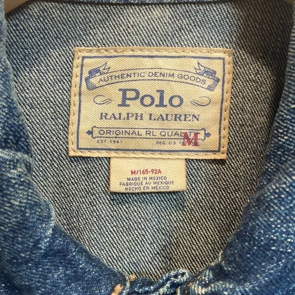 Vintage patched denim jacket by Ralph Lauren - Picture 4 of 6